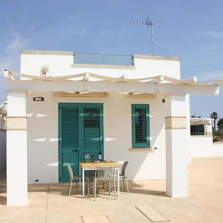 度假居 Casammare Mancaversa 600mt Dal Mare 玛丽娜迪曼卡维萨